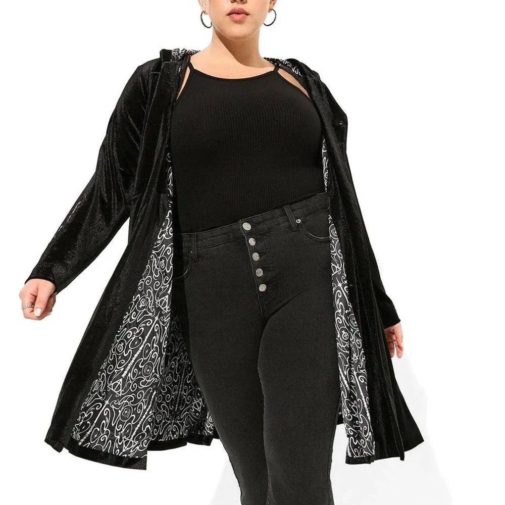 New Torrid 3 (3X 22/24) Harry Potter Black Velvet Hooded Swing Coat w/Embroidery